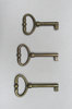 Schlüssel aus Messing 62 mm patiniert hohl - 1 Stück